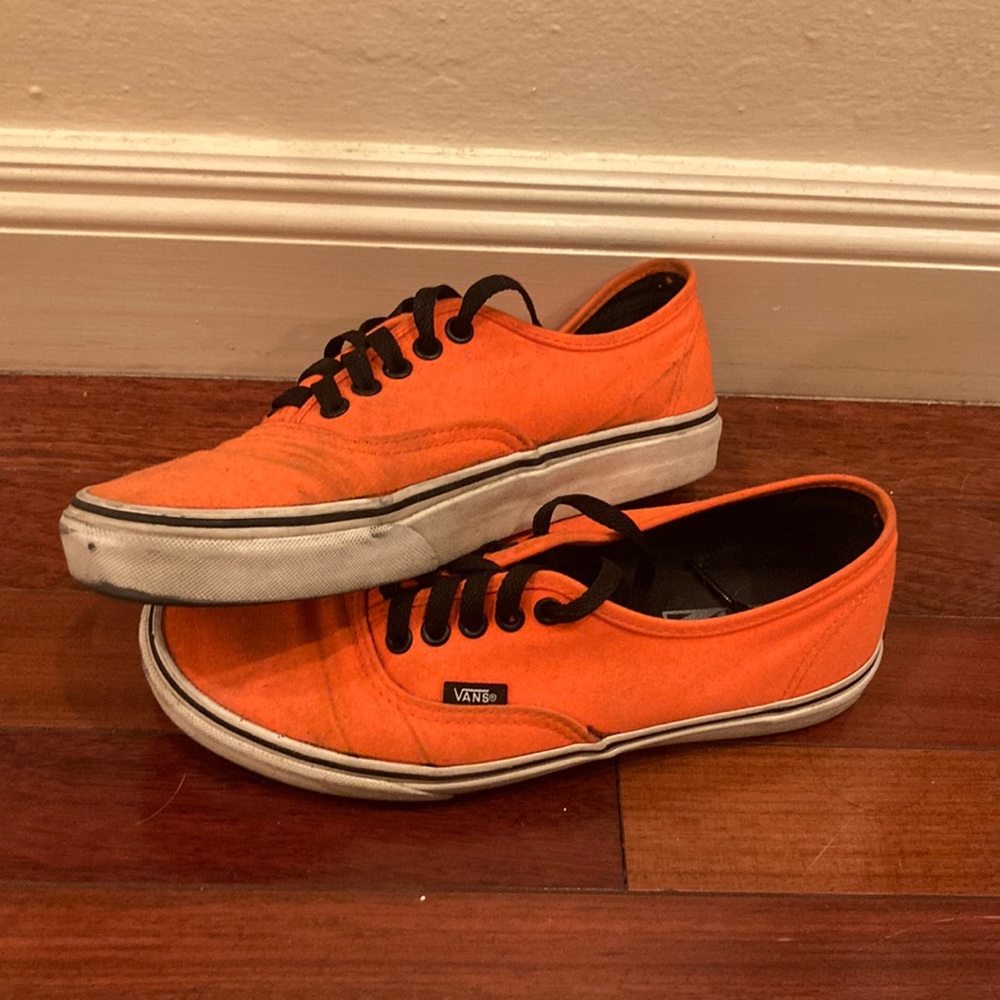 VANS - Neon orange
